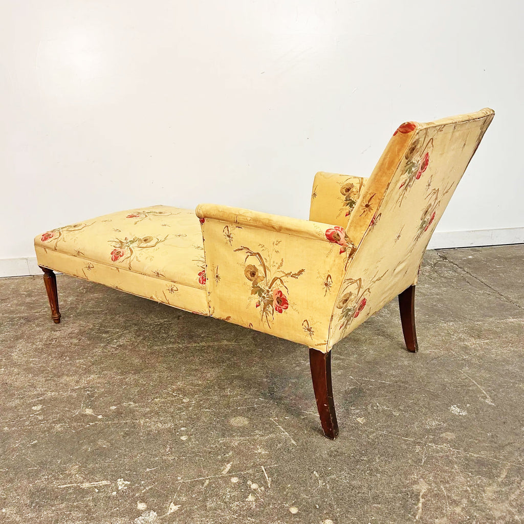 Napoleon III Style Chaise with Carved Legs