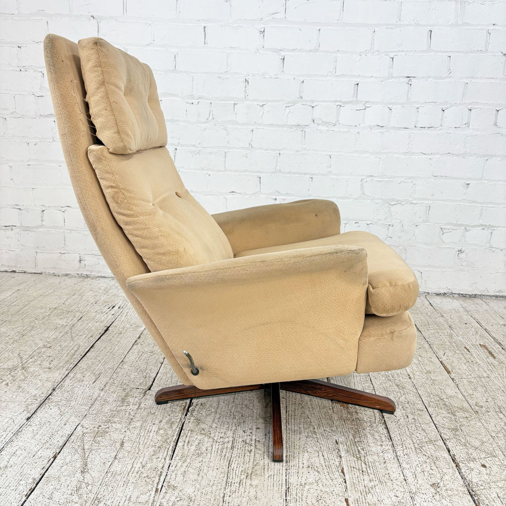 Mid-century Lounge on Rosewood Star Base