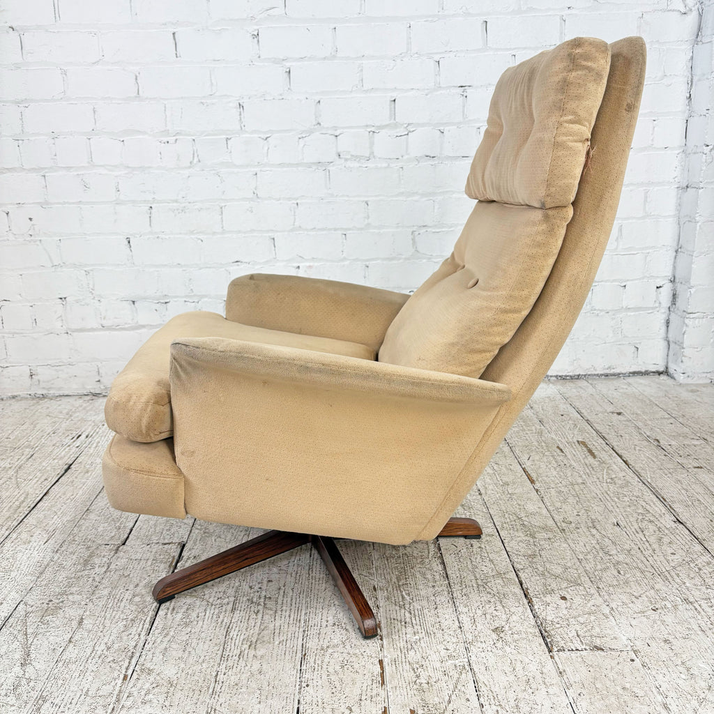 Mid-century Lounge on Rosewood Star Base